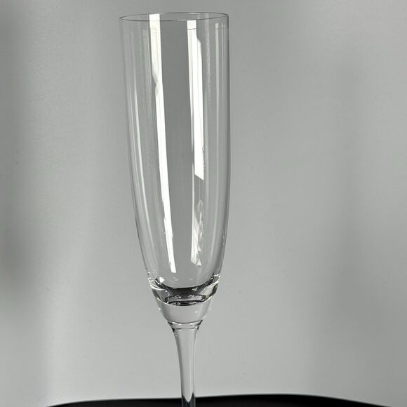 4 Riedel Vinum Champagne Flute Crystal Glass (set Of  4) - Picture 3 of 10